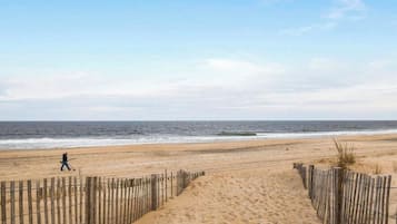Beach nearby, beach towels