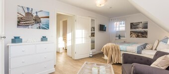 Barther Strasse 10a "Austernfischer" - high quality furnished vacation home