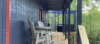 Talley's Cabins and Breakfast By Dale Hollow Lake. Right Where You Want To Be!