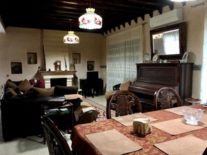Interior - Beachside Authentic Moroccan Villa (dar bouaaza)