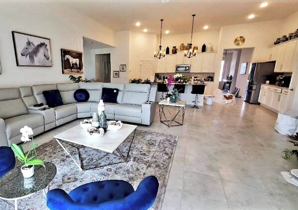 Smart TV, offices, printers