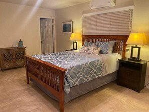 6 bedrooms, iron/ironing board, free WiFi