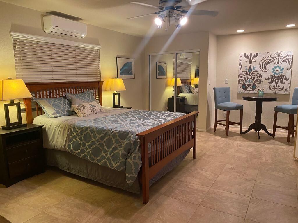 6 habitaciones, tabla de planchar con plancha y wifi gratis 