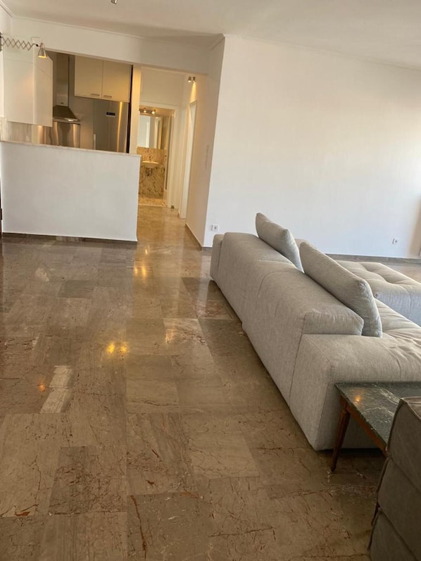 Departamento, 2 camas Queen size | Interior