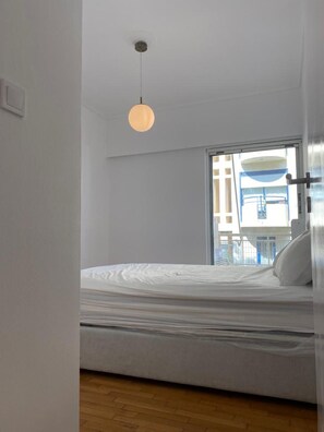 Apartment, 2 Queen-Betten | 2 Schlafzimmer, kostenloses WLAN, Bettwäsche