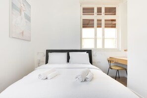 1 bedroom, free WiFi - An amazing gem in the heart of TelAviv (Tel Aviv)