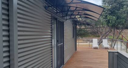 Ocean Paradise - 300 metres to beach