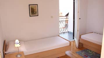 Apartemen | 2 kamar tidur, setrika/meja setrika, Wi-Fi gratis, dan seprai linen