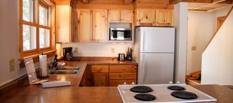 White Pine Chalet @ Brickyard Creek, Bayfield