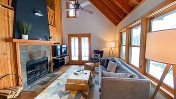Smart TV, fireplace, offices