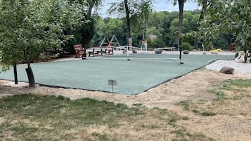 Sport court