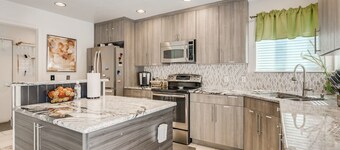 Spacious Highlands Ranch Home | Pet-Friendly | Fenced Yard | Mid Term Stay