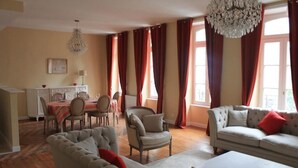 Elite Apartment | Living room - Duc de Bretagne Luxury Appart'hôtel (Morlaix)