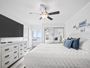 2 bedrooms, iron/ironing board, free WiFi, bed sheets - Catch Breathtaking Views of the Gulf and Vibrant Sunsets in 524!!! (Destin)