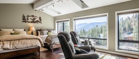 3 bedrooms, laptop workspace, free WiFi