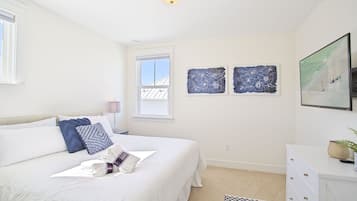 4 bedrooms, Internet, bed sheets