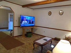 Interior - Brick cottage near Hungry Mother, Mt. Rogers (Marion)