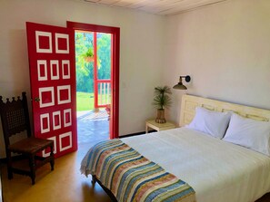 4 bedrooms, travel cot, free WiFi, bed sheets