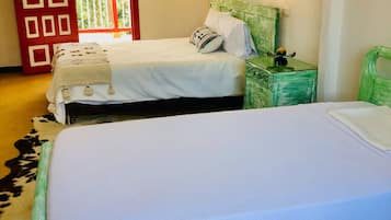 4 habitaciones, cuna de viaje, wifi gratis y ropa de cama