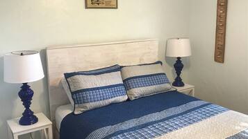 4 chambres, fer et planche à repasser, Wi-Fi gratuit, draps fournis
