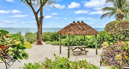 Historic Captiva PO Cottage Garden Suite Steps to Beach Casual Lux Décor - Jensen's "On the Gulf" 7