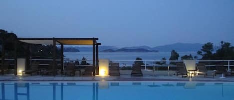 Alberca al aire libre