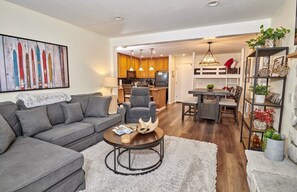 TV, fireplace - St Anton Condos #79 (1-Bedroom) with Pool by RedAwning (Mammoth Lakes)