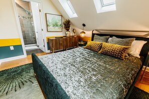 3 chambres, fer et planche à repasser, Wi-Fi gratuit, draps fournis