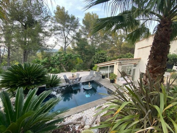 Piscine extérieure