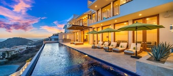 Villa Savina - Luxury Ocean View  | 80' Infinity Pool | Fully Staffed 