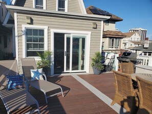 Outdoor dining - Buoy Bay–Waterfront Luxury in AC, Relax and Unwind! (Atlantic City)