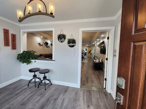 المنشأة من الداخل