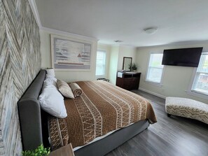 3 bedrooms, desk, iron/ironing board, WiFi - Buoy Bay–Waterfront Luxury in AC, Relax and Unwind! (Atlantic City)