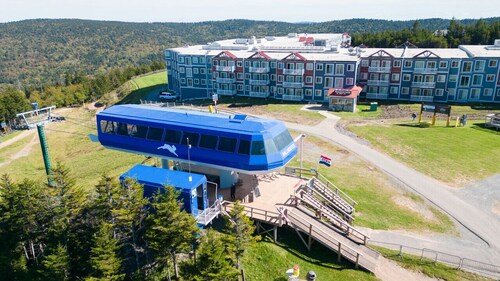 ML266 Quick Slope Access! 1BR/1BA Near the Village EZ Parking Wi-Fi CLEAN!