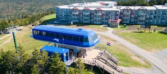 ML266 Quick Slope Access! 1BR/1BA Near the Village EZ Parking Wi-Fi CLEAN!