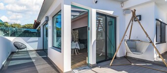 ★ La Casa Blanca ★ a smart and sunny, 3 bedrooms house