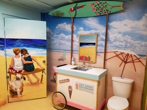 Interior - Medley Manor Resort Weekday Special! Sun-Friday. (East Peoria)