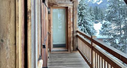 Superbe chalet rénové face à la chaine des Aravis