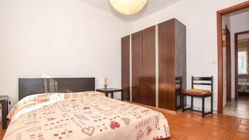 2 habitaciones, wifi gratis y ropa de cama