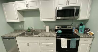 Renovated Haven Near Downtown & UF