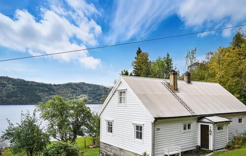 2 bedroom cozy home in Tysse