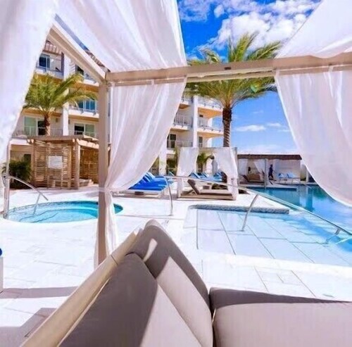 Paradise At The Pointe on 30A by Rosemary Beach, Resort Condo, Read description 