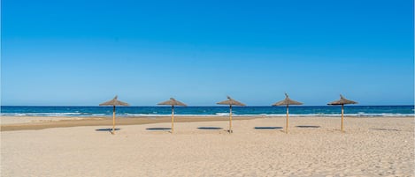 Tæt på stranden