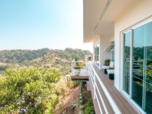 Property grounds - Luxury Villa Las Flores w/ Private Pool, Oceanview & Concierge Services (Playa Hermosa)