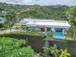 Exterior - Luxury Villa Las Flores 3BR w/ Private Pool, Oceanview & Concierge Services (Playa Hermosa)