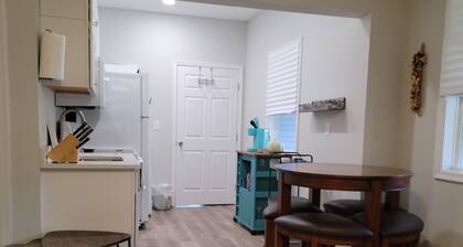 Blue Ridge Avenue Guest House