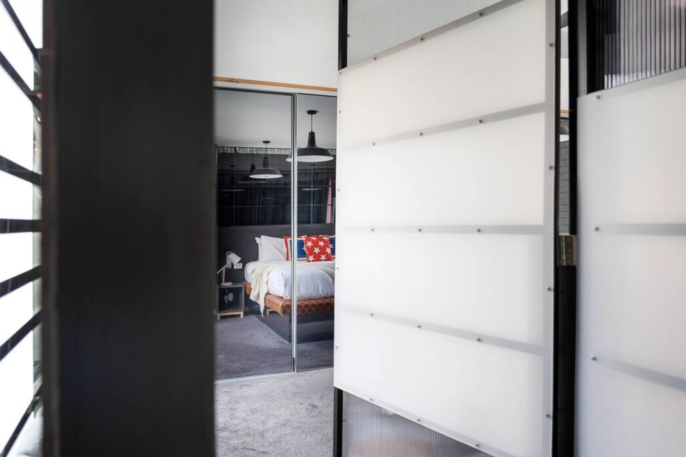 House of Windsor by Ready Set Stay - Kings Domain - Fully Fenced and WIFI — image 29