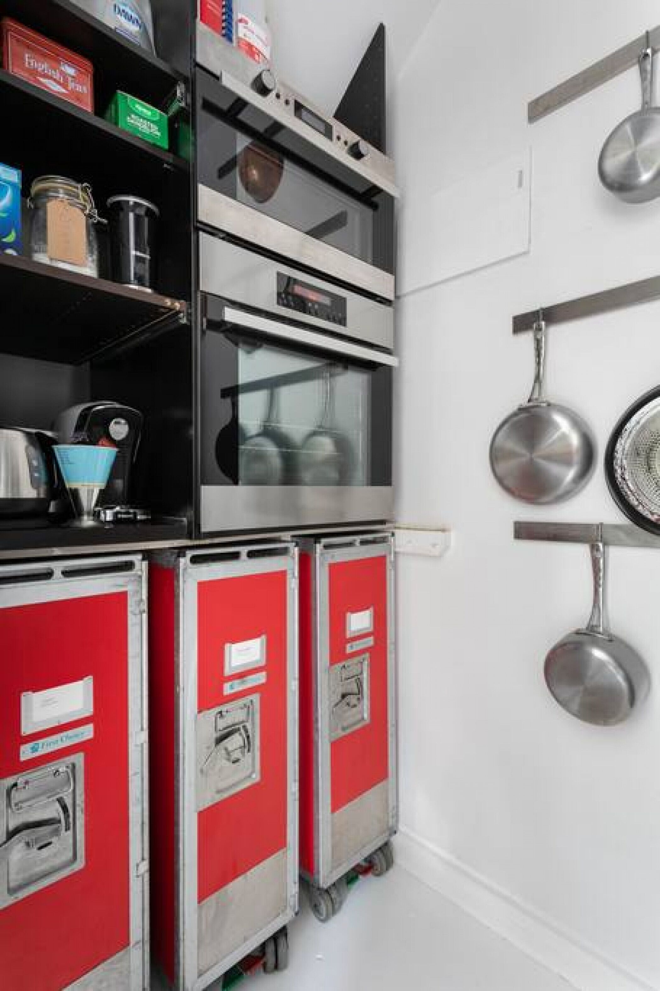 House of Windsor by Ready Set Stay - Kings Domain - Fully Fenced and WIFI — image 11