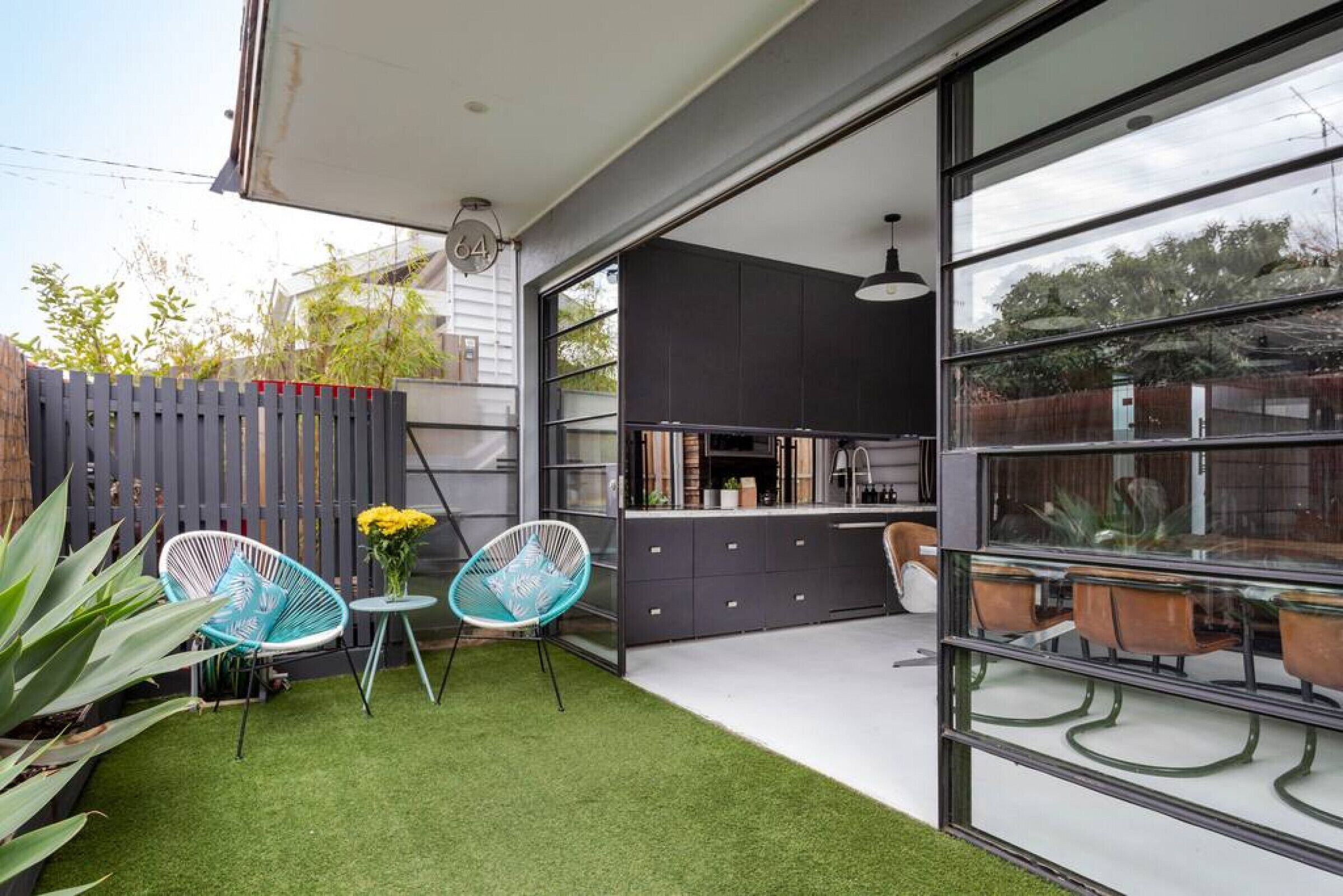 House of Windsor by Ready Set Stay - Kings Domain - Fully Fenced and WIFI — image 7