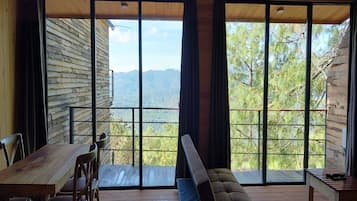 Cabaña Grand | Área de sala de estar